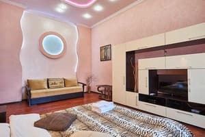 Квартира Home Hotel ул. Лысенко 1. Апартаменты трехместный Однокомнатная квартира, ул. Лысенко, 1 6