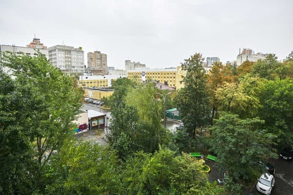 дизайнерская в центре на бульваре Леси Украинки 17 6